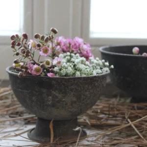 Topf auf Fuß Lina – zwei Größen