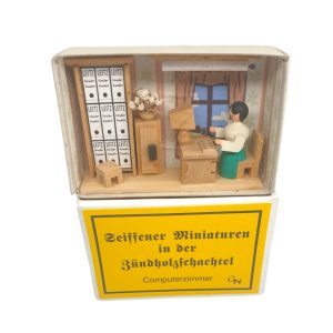 Zündholzschachtel – Computerzimmer