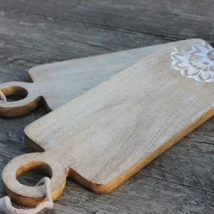 Küchenbrett mit Schnitzereien klein