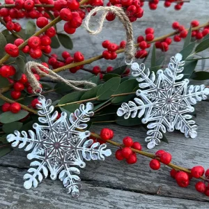 Stern, Schneeflocke zum Hängen weiß – zwei Größen