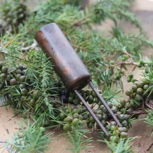 Stabkerzenspieß braun/messing doppelt hoch