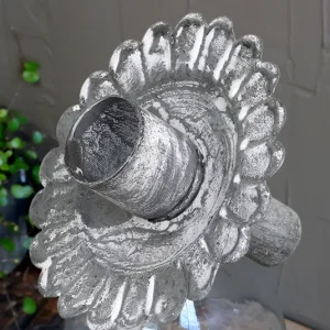 Stabkerzenhalter Fjal mit breitem Rand – verschiedene Farben