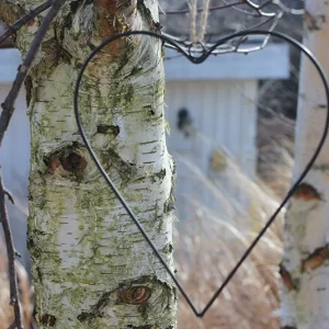 Herz Metall schwarz zum Hängen – 3 Größen