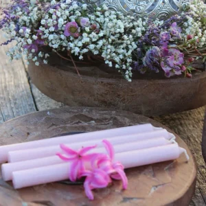 Kerze dünn Rosa Malva hell – 4 Stk.